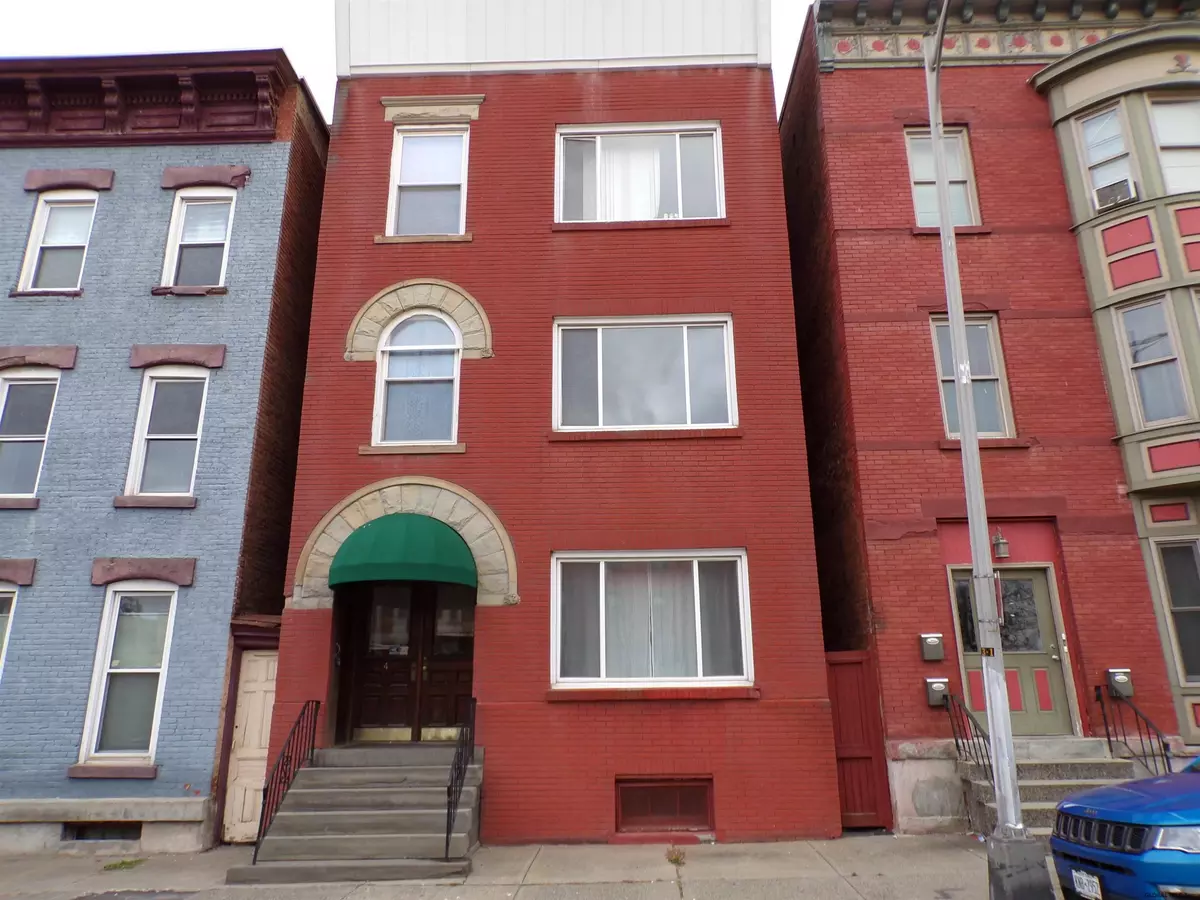 Troy, NY 12180,4 HILL Street