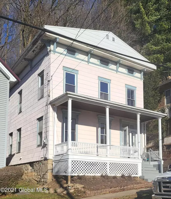 646 E Monroe Street, Little Falls, NY 13365