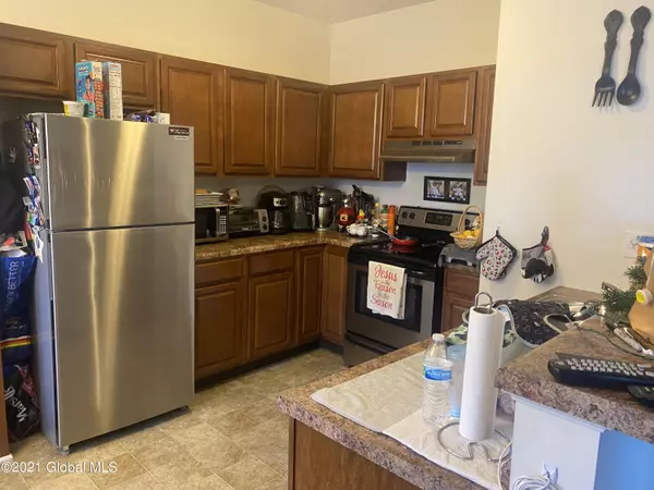 Cohoes, NY 12047,1205 Admirals Walk Drive