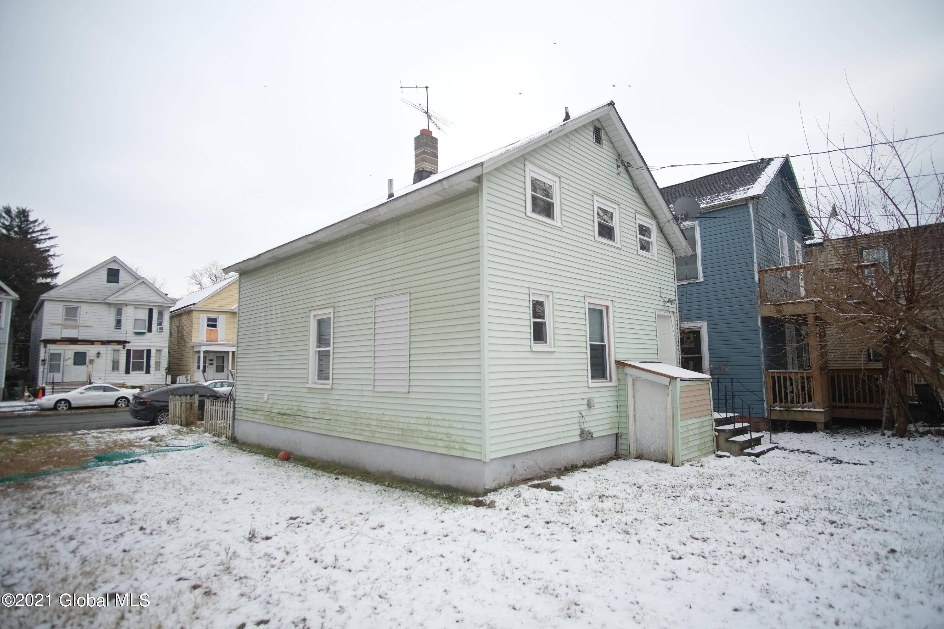 Troy, NY 12180,57 6th Avenue