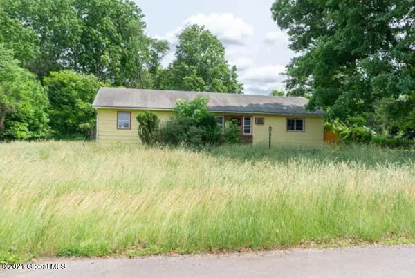 1 Maple Lane, Athens, NY 12015