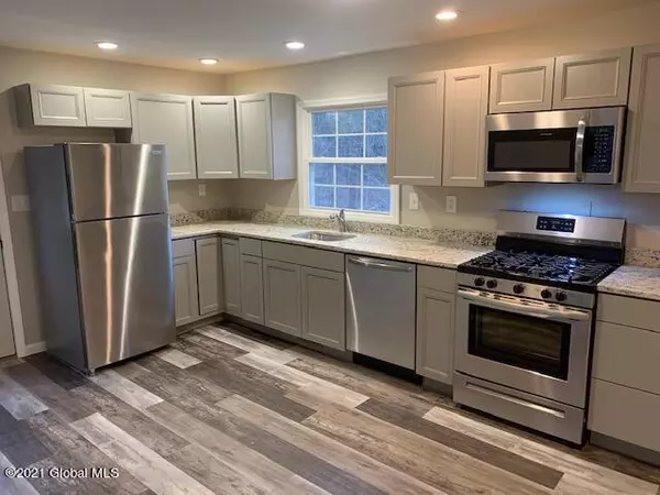 Schodack, NY 12063,22 hillview st Street