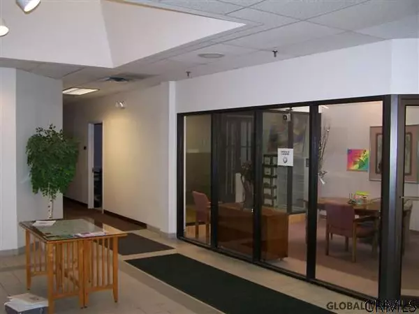 Albany, NY 12205,251 New Karner Road