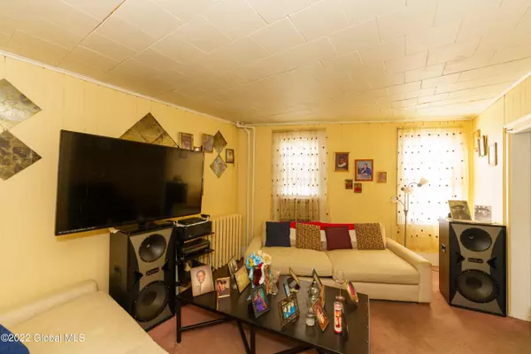 Albany, NY 12202,79 2nd Avenue