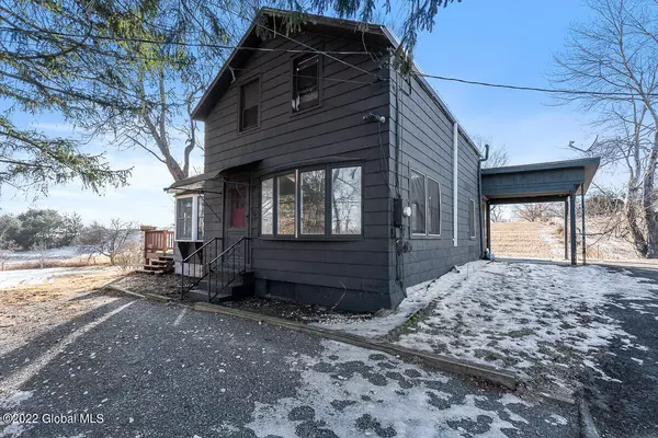 913 NY-9H, Ghent, NY 12075