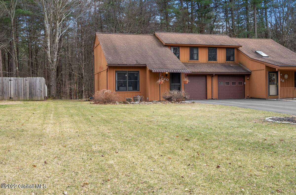 Ballston Spa, NY 12020,240 Thimbleberry Road