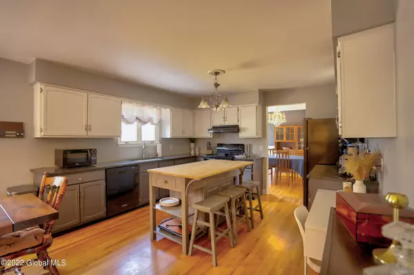 Guilderland, NY 12303,103 S Parkway Drive