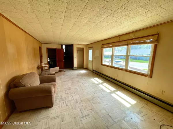 Corinth, NY 12822,82 Hamilton Avenue