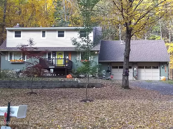 51 Lynnes Lane, Catskill, NY 12414