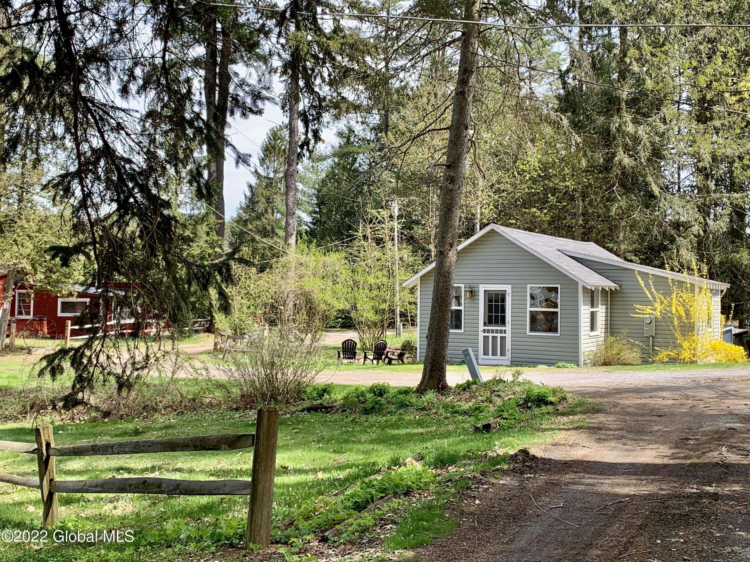 Cambridge, NY 12816,18 Emma Way