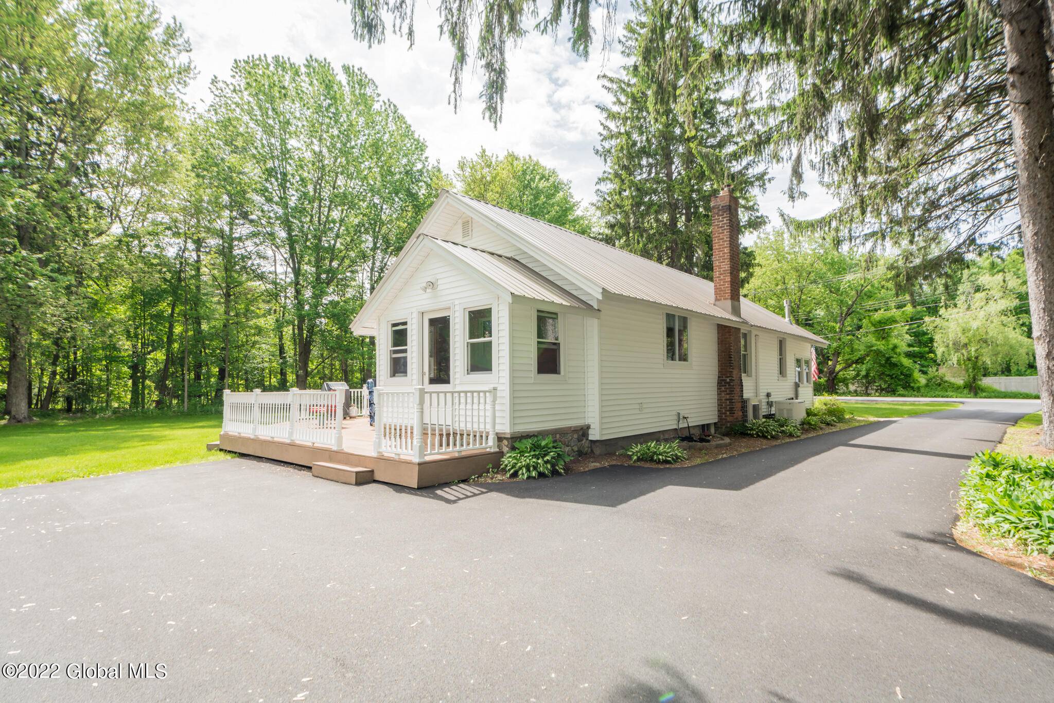 Milton, NY 12020,5106 Fairground Avenue