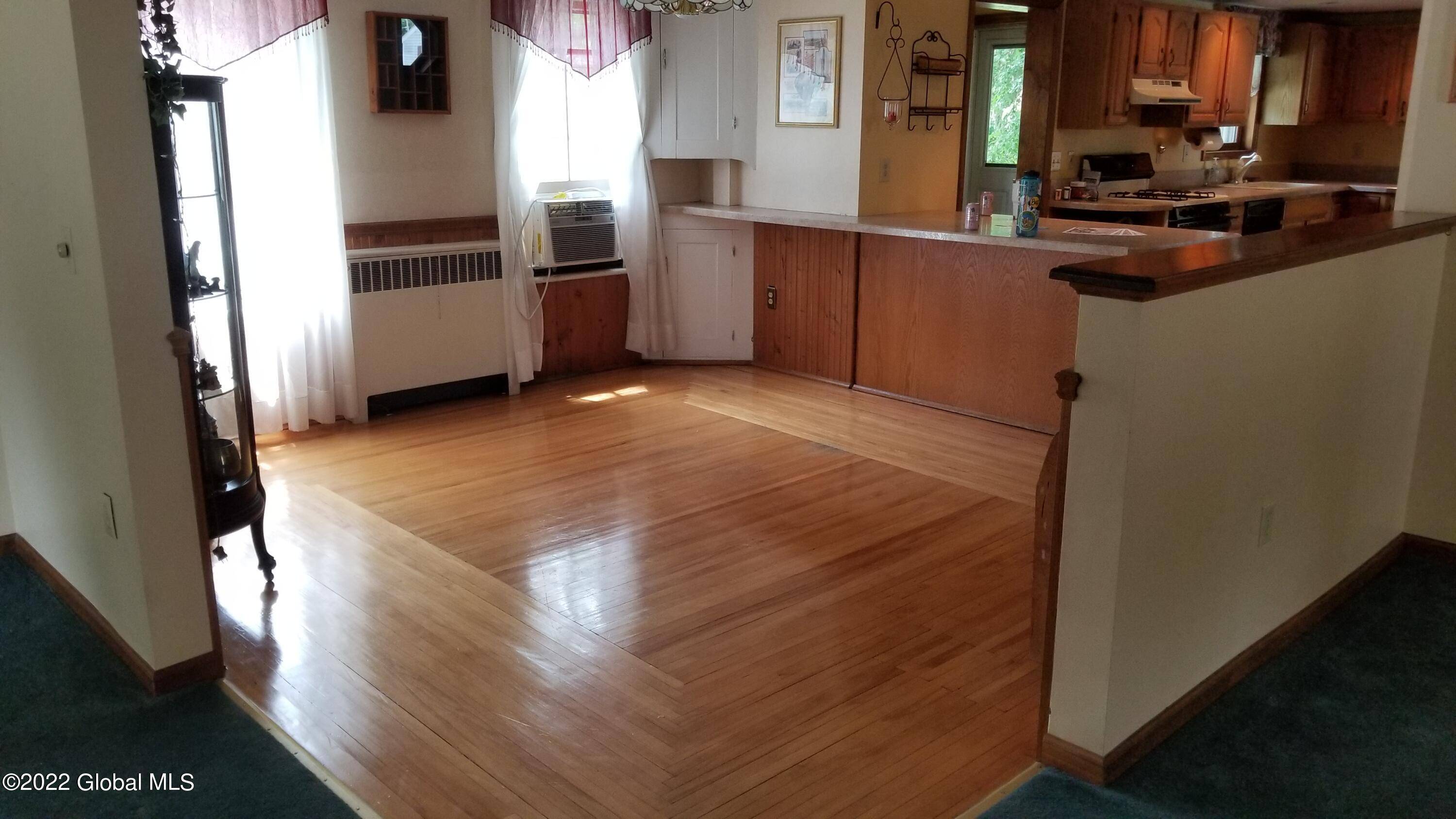 Ballston Spa, NY 12020,132 Church Ave Avenue