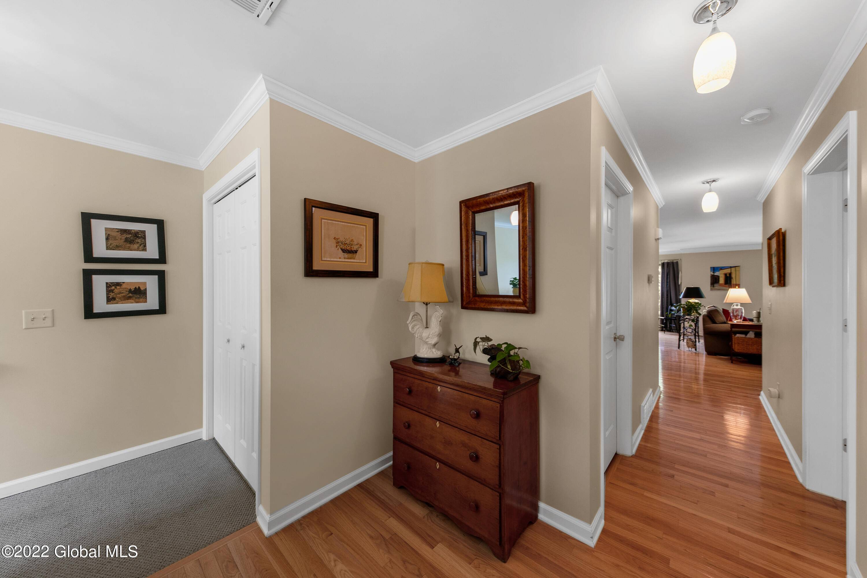 Ballston Spa, NY 12020,76 Knollwood Hollow
