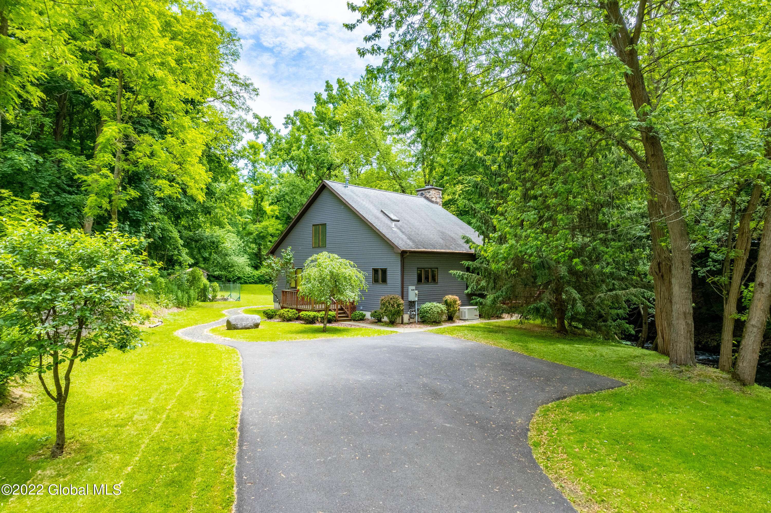 186 Ford Avenue, Troy, NY 12180