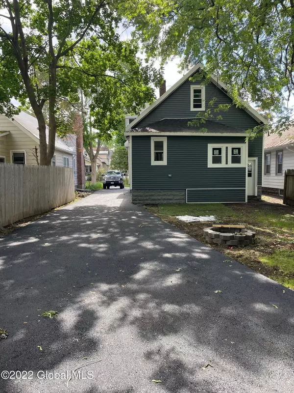 Schenectady, NY 12309,1465 Lexington Avenue