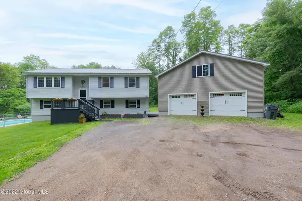 287 Reed Hill Road, Fultonville, NY 12072