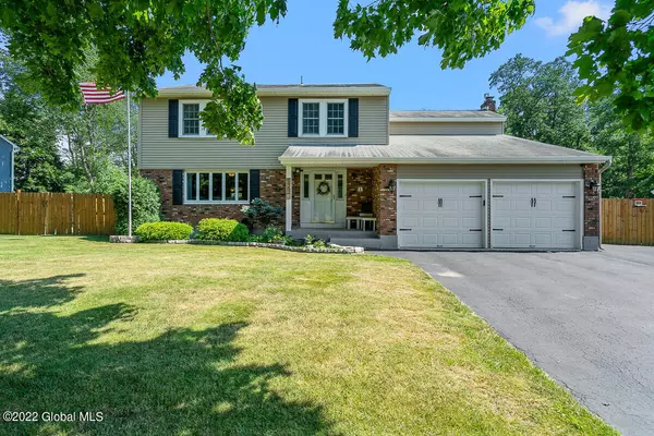 16 Hillside Drive, Glenville, NY 12302