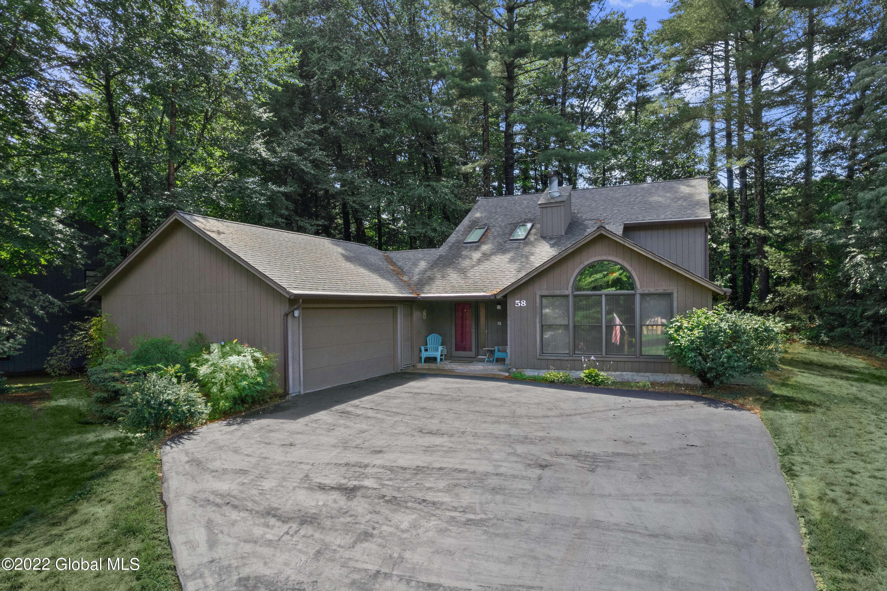 58 Meadow Rue Place, Malta, NY 12020