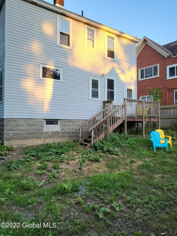 Schenectady, NY 12308,6 Jackson Place
