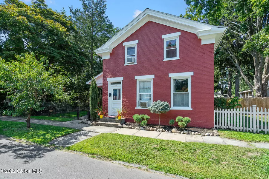 701 4th Avenue, Troy, NY 12182