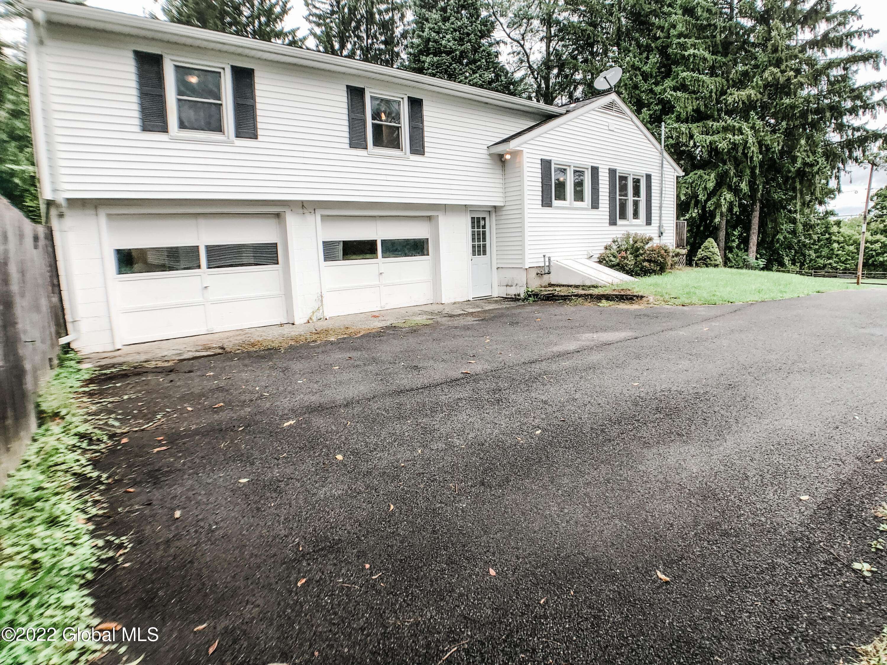 Colonie, NY 12309,4052 River Road