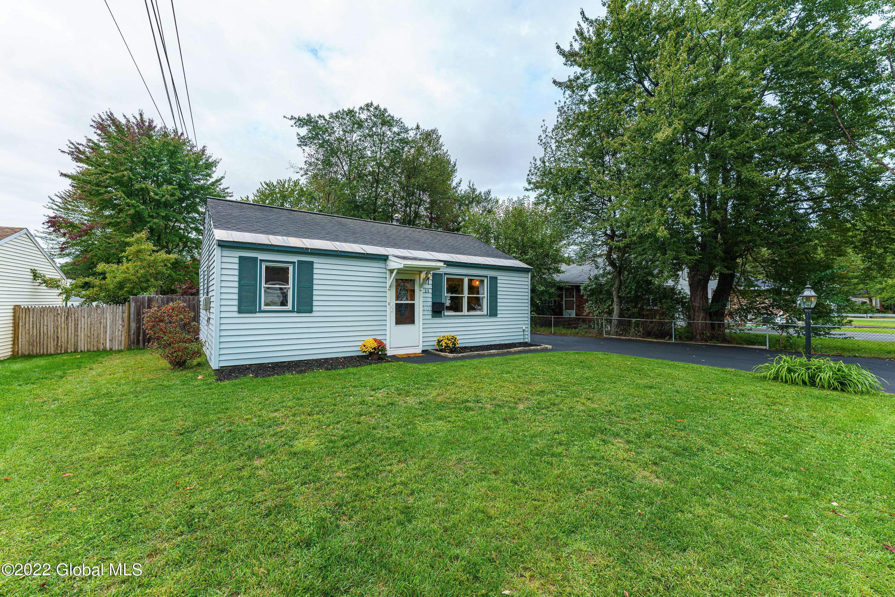 Colonie, NY 12211,23 Prince Court
