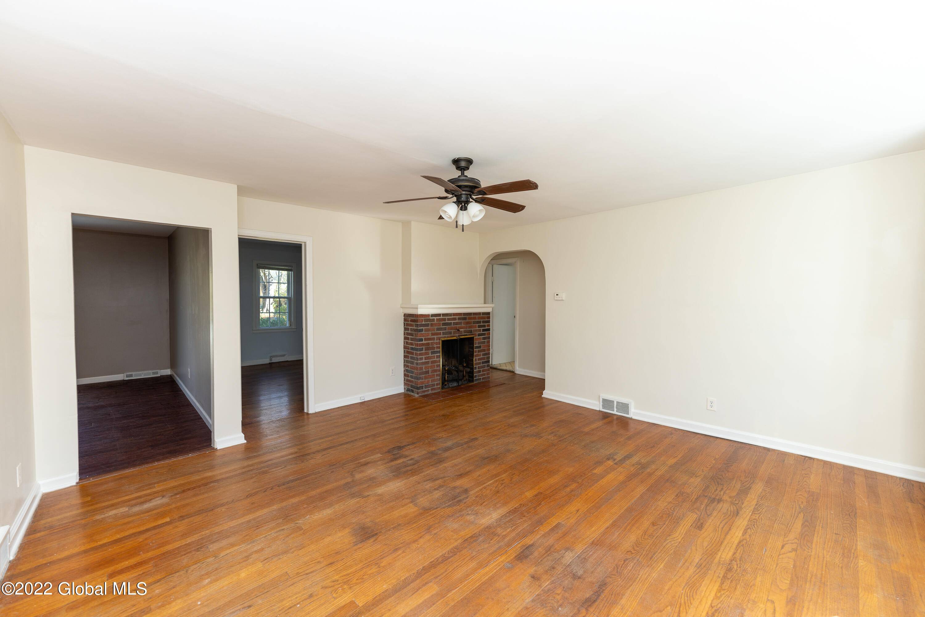 Niskayuna, NY 12309,2108 Dean Street
