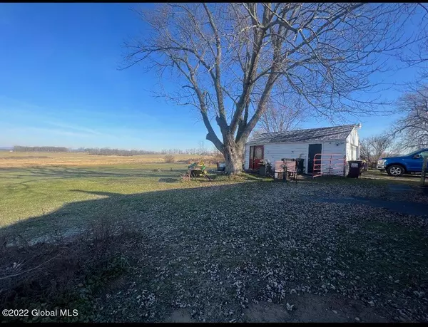 Fort Edward, NY 12828,347 NY-197