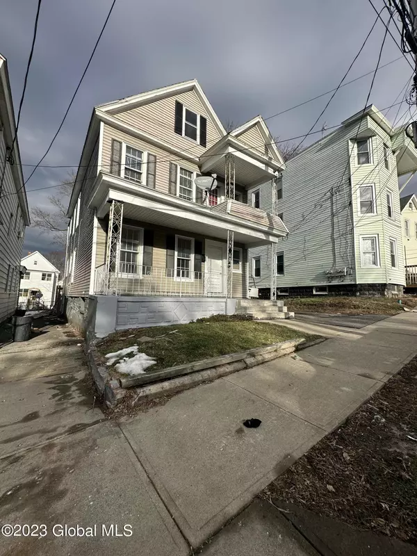 Schenectady, NY 12308,627 Seneca Street