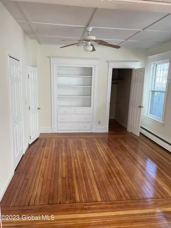 Schenectady, NY 12308,1039 Parkwood Boulevard