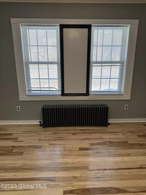 Coeymans, NY 12046,1439 State Route 143