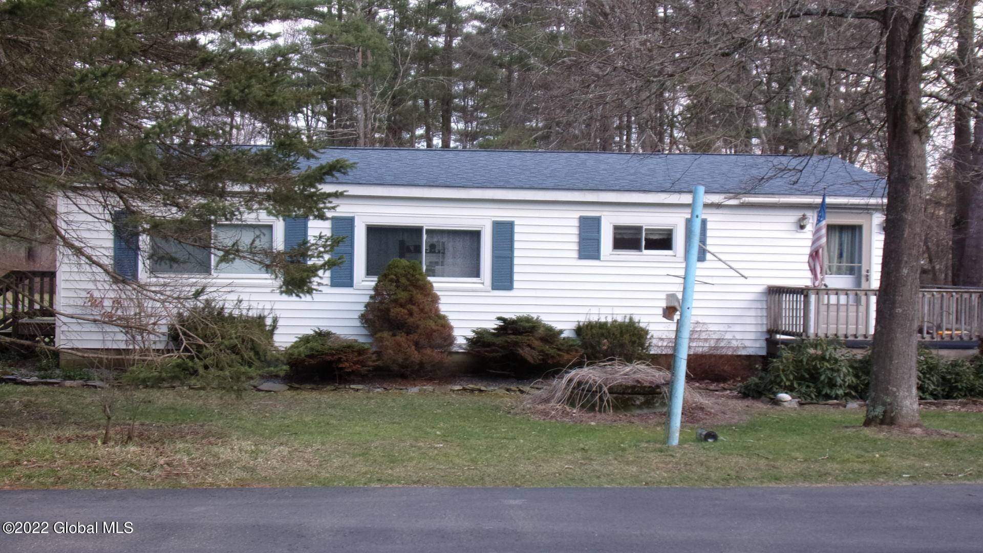 Cambridge, NY 12816,8 Driscoll Way