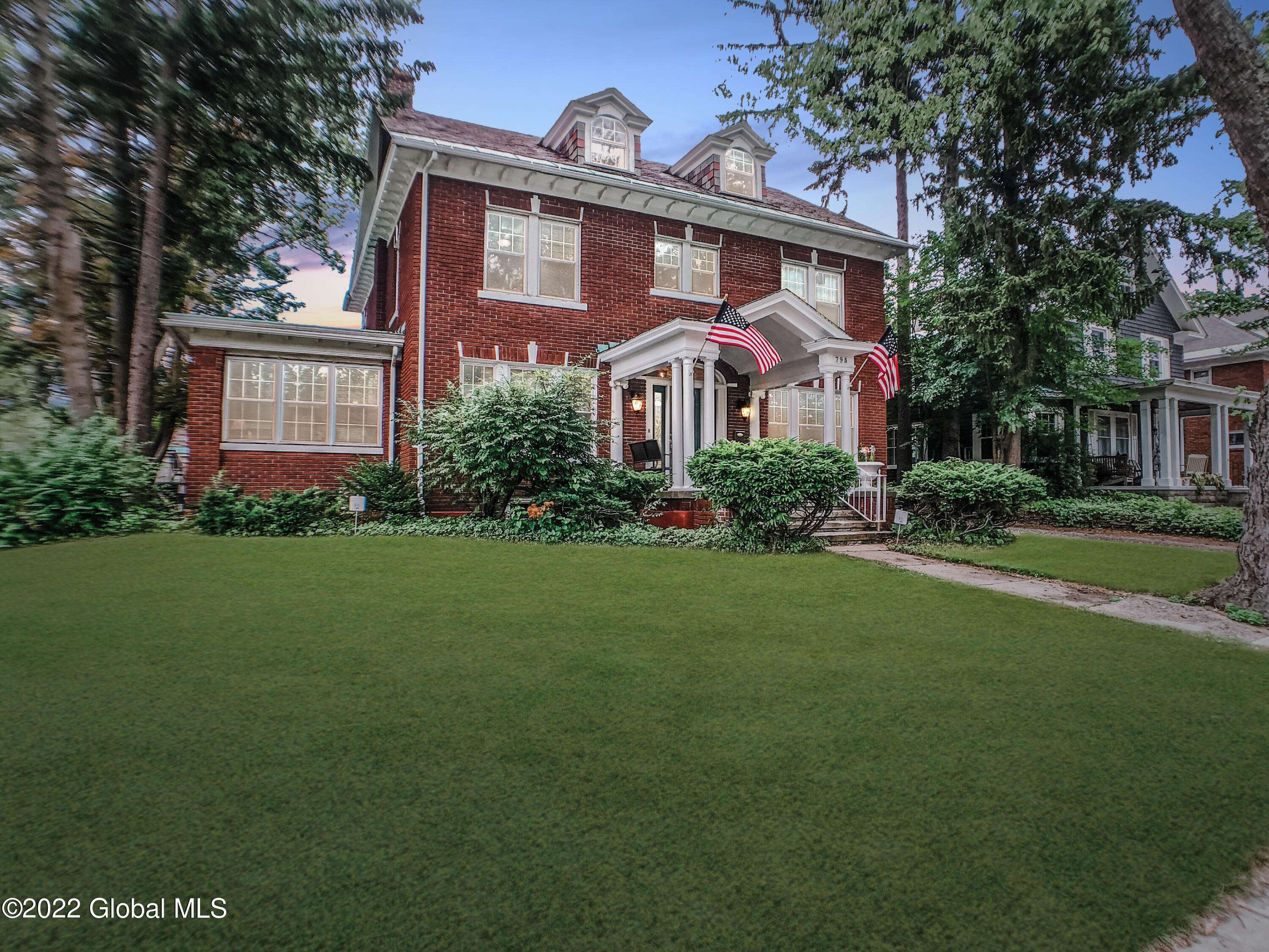 795 Wright Avenue, Schenectady, NY 12309