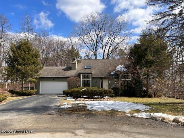23 shelbourne Court, Niskayuna, NY 12309