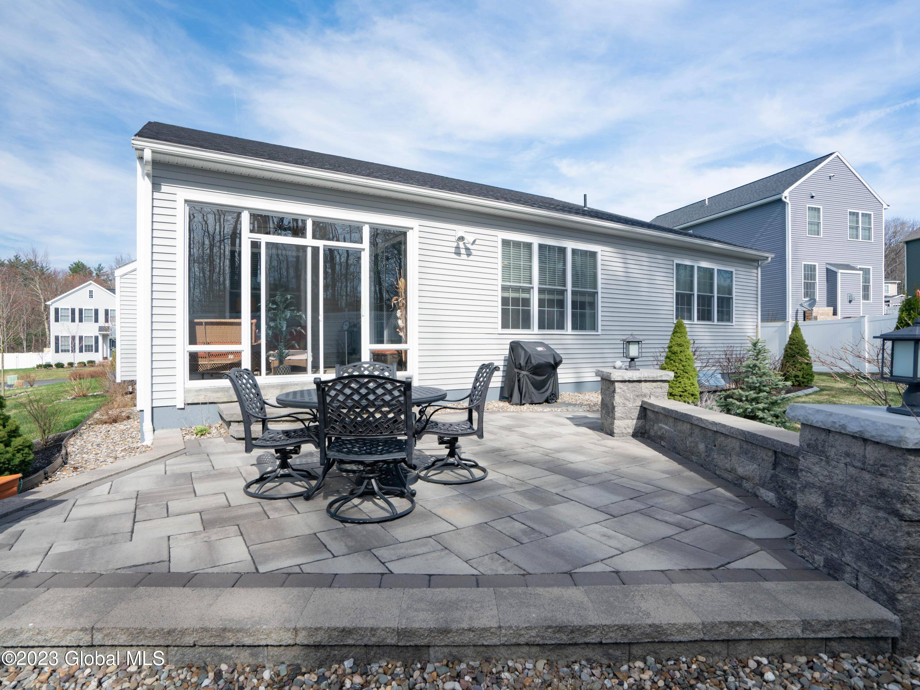 Colonie, NY 12309,15 Wexford Drive