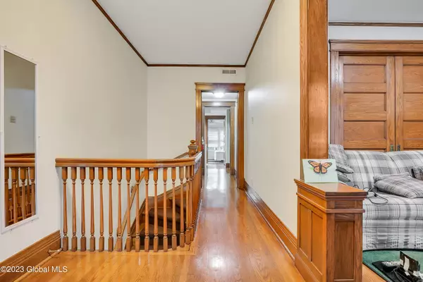 Albany, NY 12203,647 Western Avenue