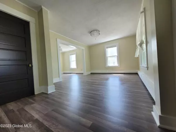 Schenectady, NY 12304,70 Starr Avenue