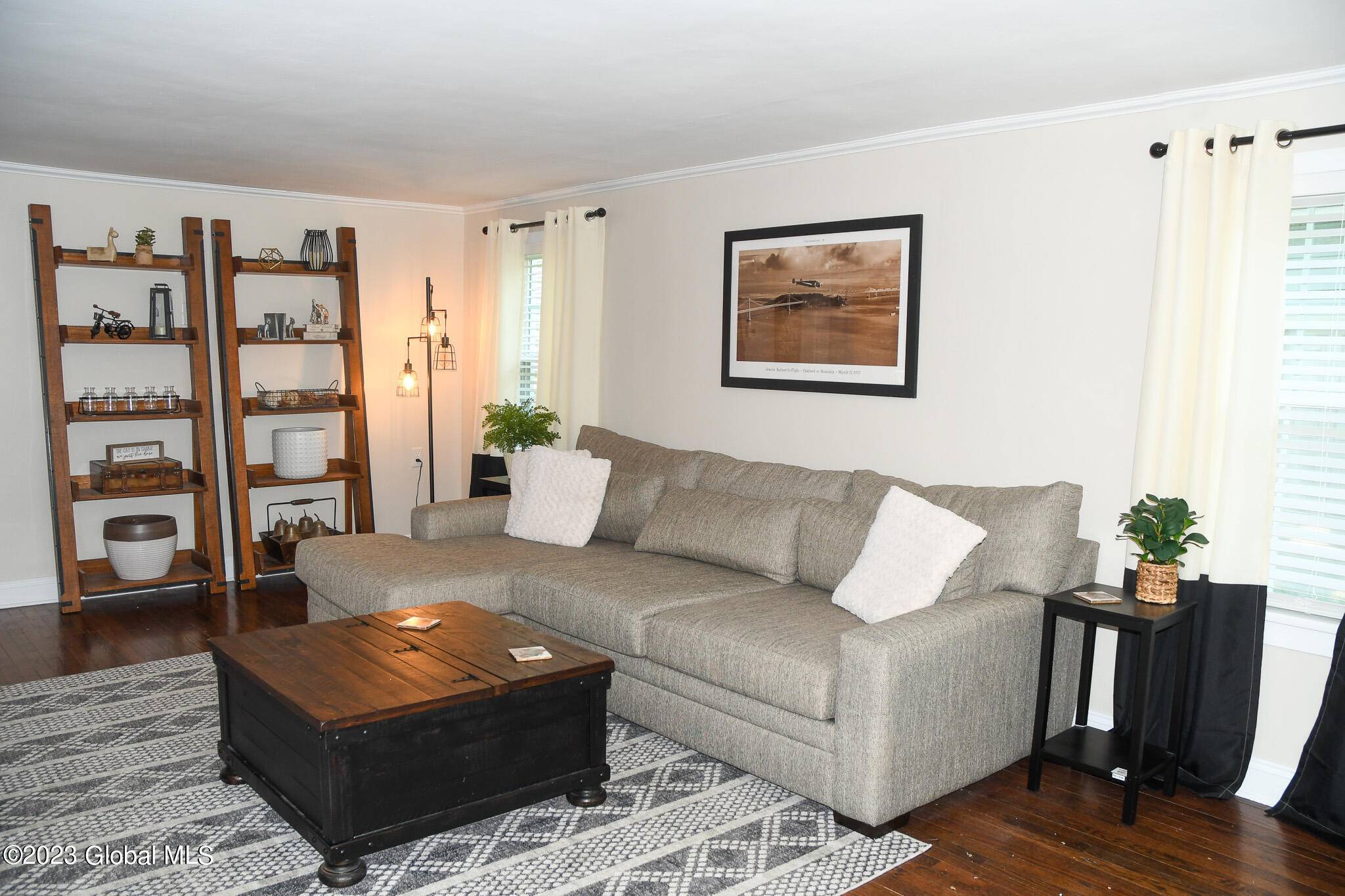 Niskayuna, NY 12309,2111 Nott Street