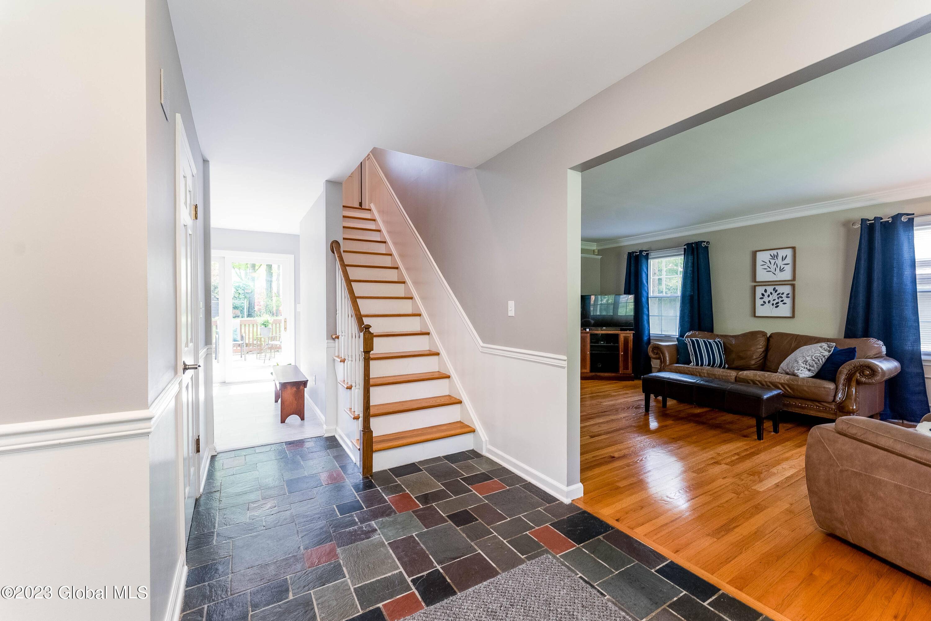 Niskayuna, NY 12309,2166 Morrow Avenue