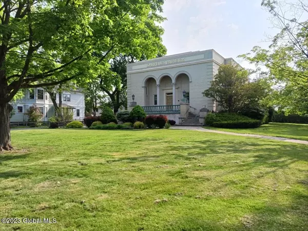 Gloversville, NY 12078,66 Kingsboro Avenue