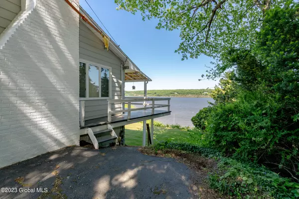 Esopus, NY 12429,231 Tilden Street