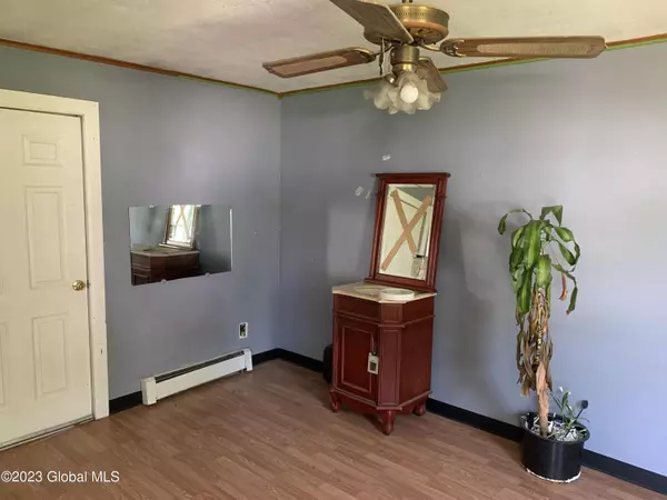 Grafton, NY 12052,207 Old Road