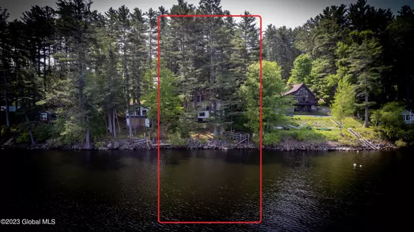 Mayfield, NY 12078,534 Peninsular Heights Road