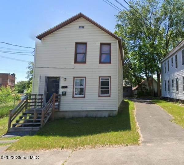 958 Emmett Street, Schenectady, NY 12307