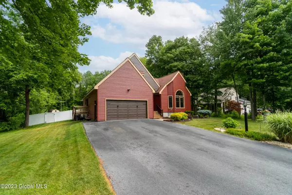 Clifton Park, NY 12065,3 Arbor Lane