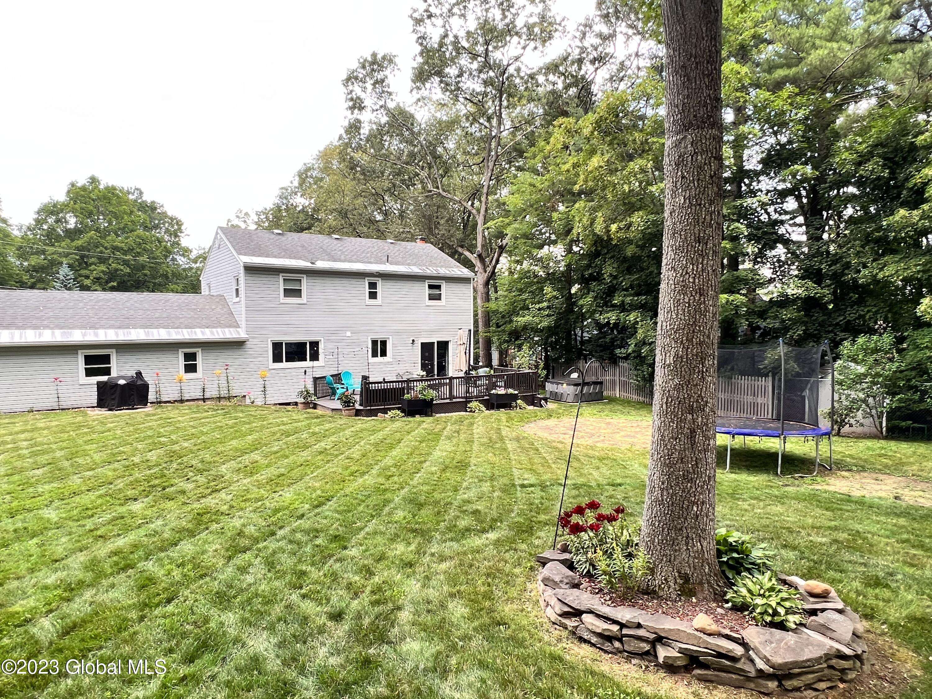 Colonie, NY 12309,79 Birchwood Lane