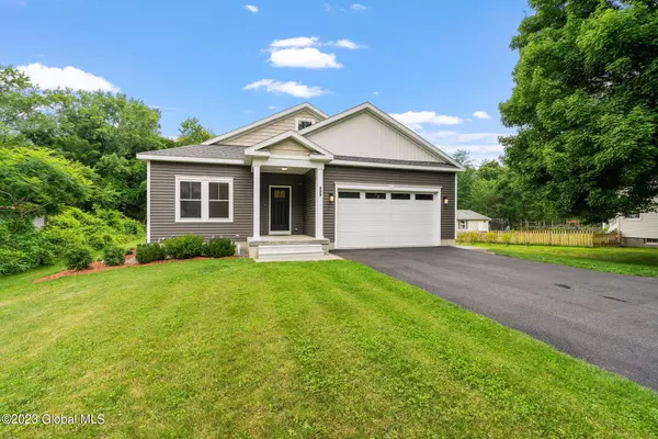 Bethlehem, NY 12158,409 Elm Avenue