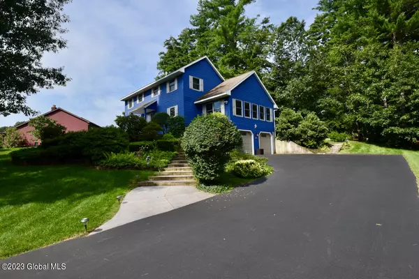 Clifton Park, NY 12019,10 Crown Pt