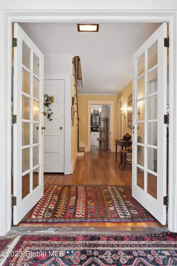 Troy, NY 12180,5 Westover Road