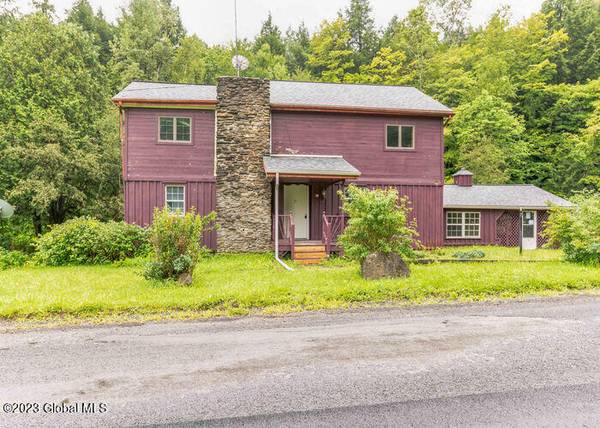 641 County Highway 38, Decatur, NY 12197